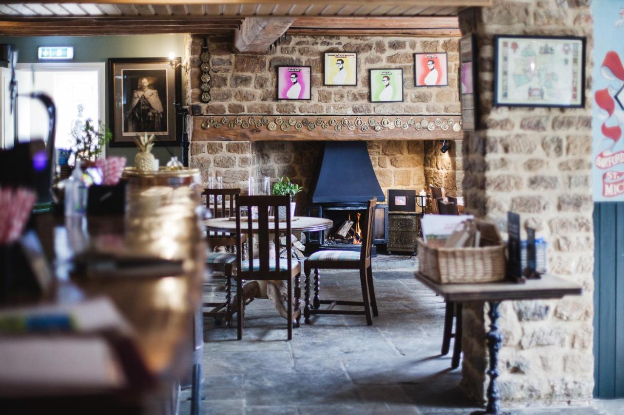 The George Inn Barford St Michael Bagian luar foto The interior of the restaurant