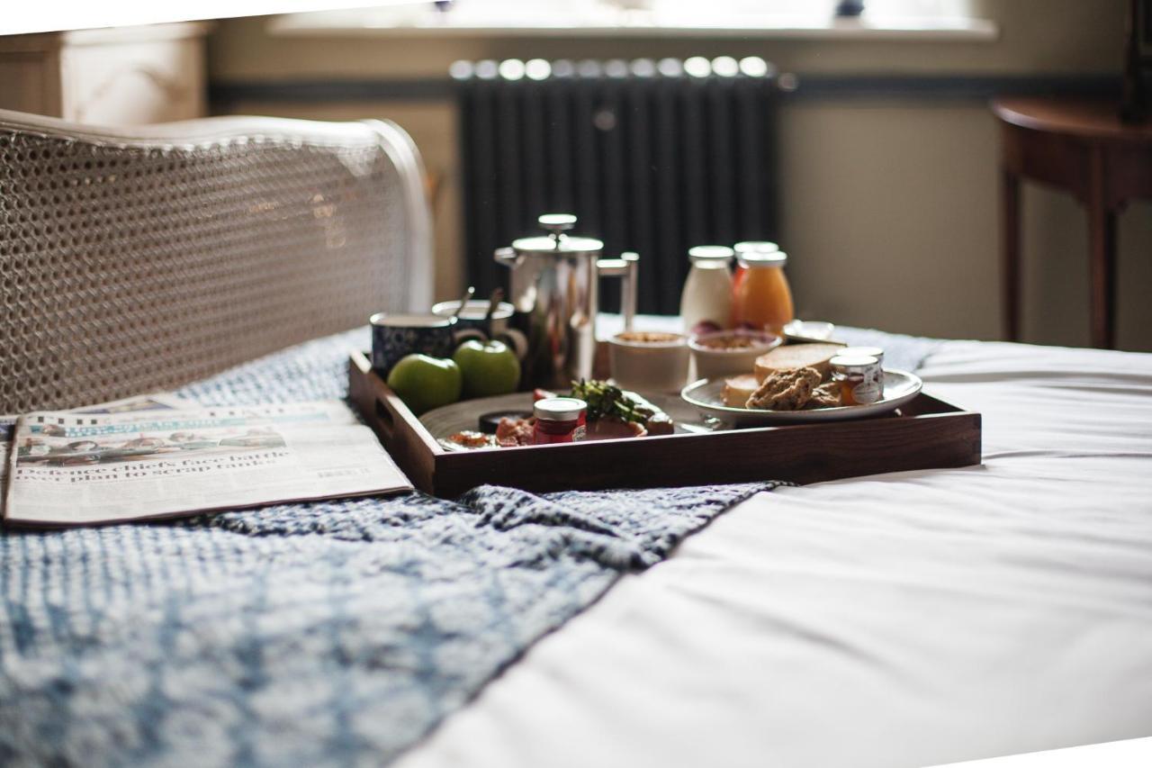 The George Inn Barford St Michael Bagian luar foto Room service