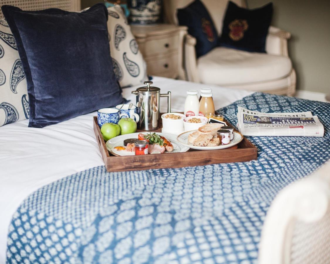 The George Inn Barford St Michael Bagian luar foto Room service