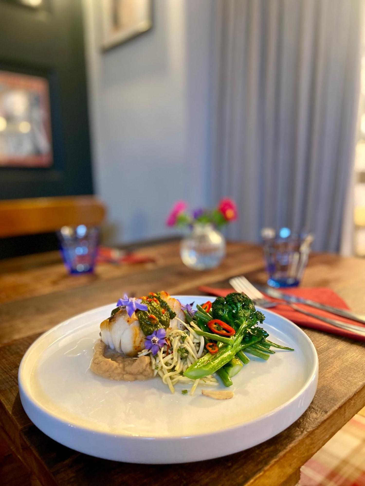The George Inn Barford St Michael Bagian luar foto A plate of food at the restaurant