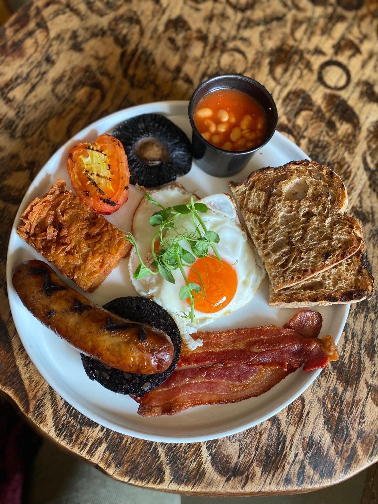 The George Inn Barford St Michael Bagian luar foto English breakfast