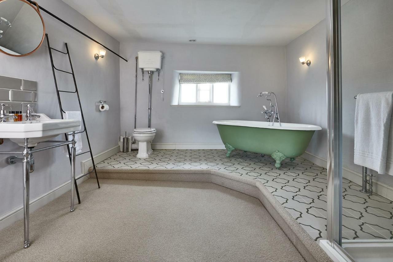 The George Inn Barford St Michael Bagian luar foto Bathroom